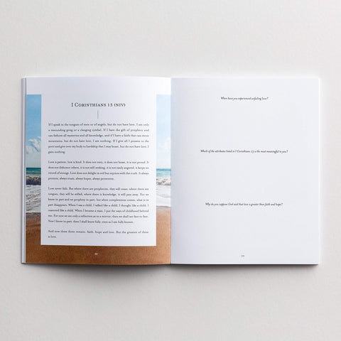 Image of AUTHENTIC LIVING: JESUS EVERY DAY DEVOTIONAL GUIDE