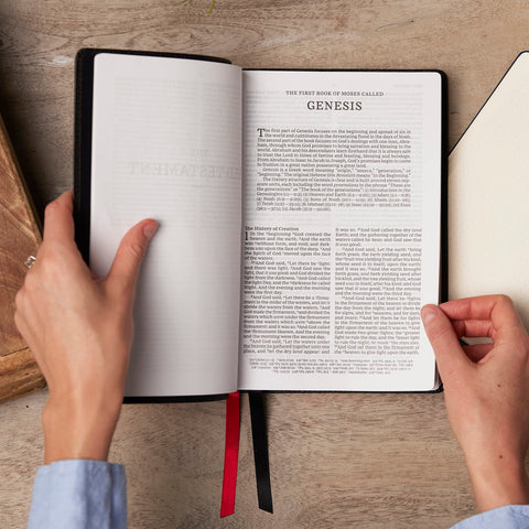 Image of KJV Holy Bible: Paragraph-style Large Print Thinline with 43000 Cross References Black Genuine Leather Red Letter Comfort Print (Thumb Indexed): King James Version