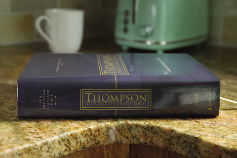 Image of NASB Thompson Chain-Reference Bible Hardcover Red Letter 1977 Text