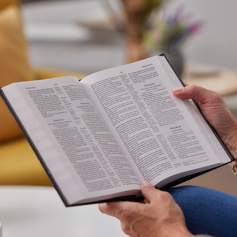 Image of KJV Holy Bible: Compact Bible with 43000 Center-Column Cross References Brown Leathersoft Red Letter Comfort Print: King James Version