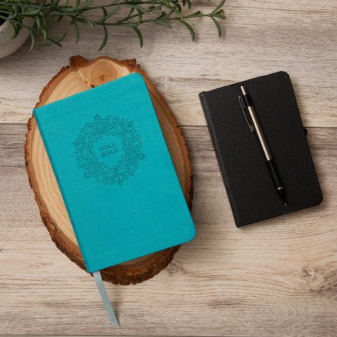 Image of NKJV, Thinline Bible, Compact, Leathersoft, Blue, Red Letter, Comfort Print: Holy Bible, New King James Version