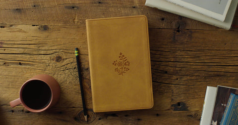 Image of ESV PREMIUM GIFT BIBLE (TRUTONE, NUBUCK CARAMEL, WILDFLOWER DESIGN)