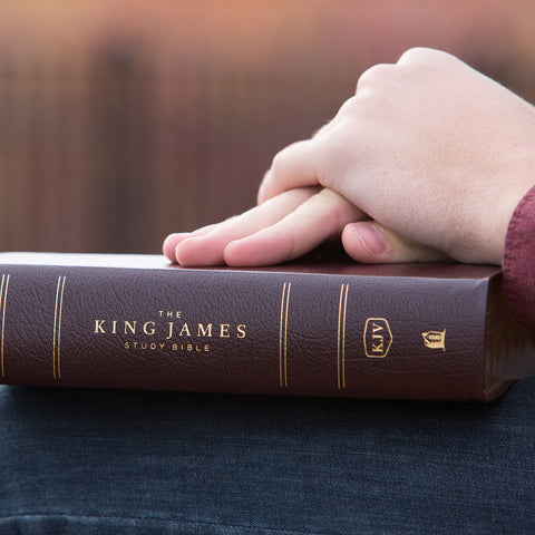 Image of KJV, The King James Study Bible, Bonded Leather, Burgundy, Red Letter, Full-Color Edition: Holy Bible, King James Version