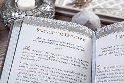 Image of Courage to Conquer: 365 Devotions from Joshua, Judges, and Ruth (The Passion Translation Devotionals)