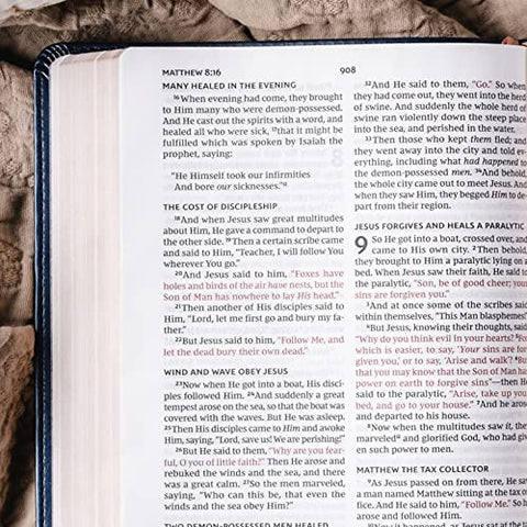 Image of NKJV, Value Thinline Bible, Large Print, Leathersoft, Charcoal, Red Letter Edition, Comfort Print: Holy Bible, New King James Version