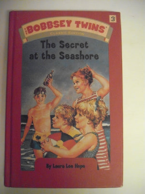 The Secret at the Seashore (Bobbsey Twins #3)