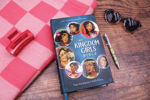 Image of NIV, Kingdom Girls Bible, Full Color, Hardcover, Teal, Comfort Print: Meet the Women in God's Story (Best Gift for Girls Ages 8-12 to Build Faith, Strength, and Character)
